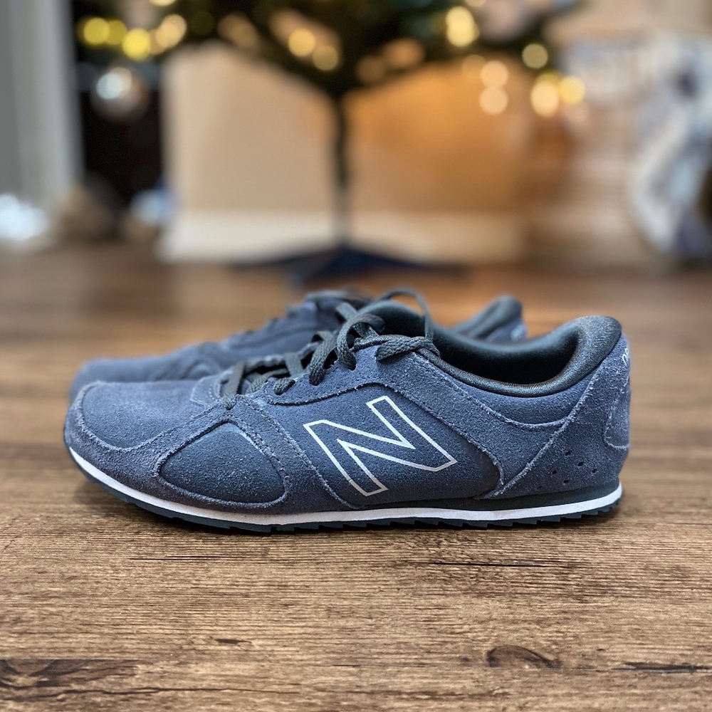 New Balance Suede Sneakers Size 8